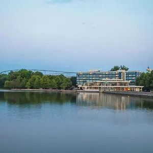 Courtyard By Marriott Maschsee Hanovre